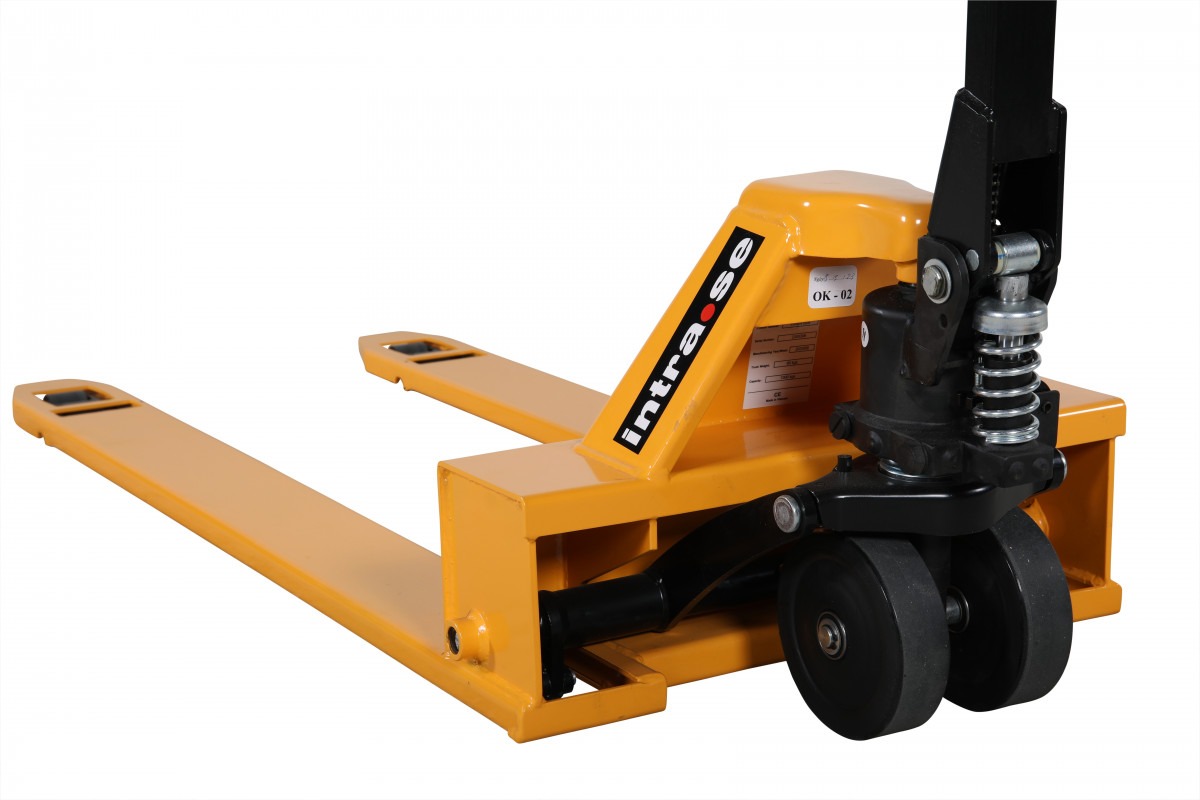 1140041608-008_fullsize