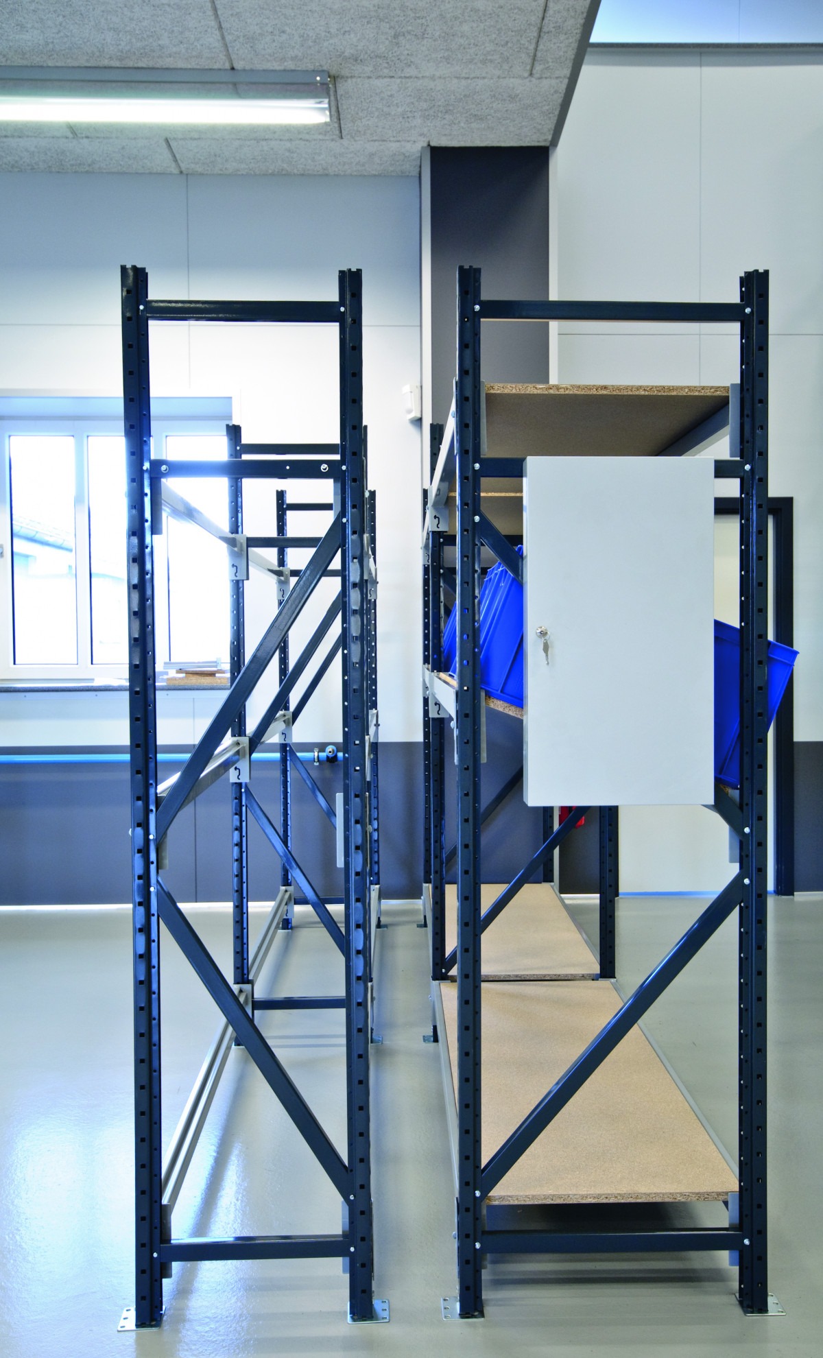 4050072062-006_fullsize