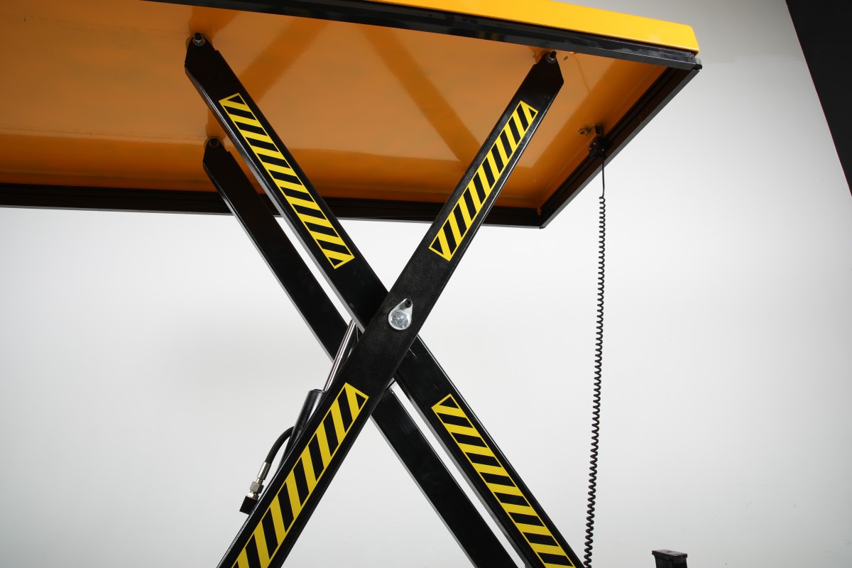 1321053110-006_fullsize