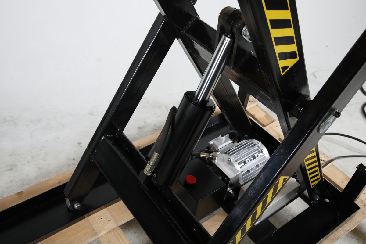 1321053110-007_fullsize